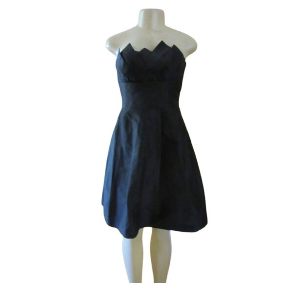 Vintage Trina Turk Black Silk Sleeveless Party Dress W/ Ruffles Size 4 - Picture 2 of 9